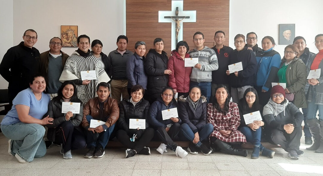 Formación para directores y acompañantes de retiros espirituales con estudiantes sede Ecuador